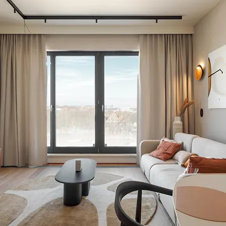 Luxury Brabank Amber Fitness, Sauna & Parking By Grandview Apartamento